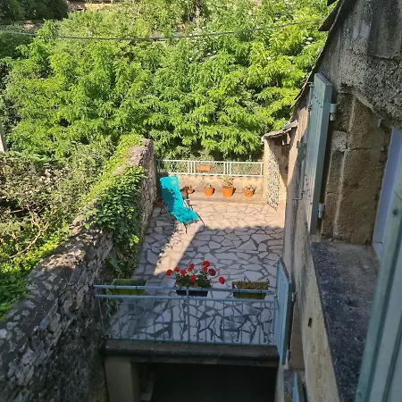 Bord Du Gardon, Near Uzes And Pont Du Gard Holiday home Collias
