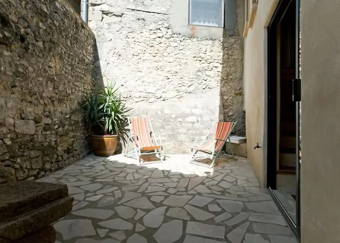 Bord Du Gardon, Near Uzes And Pont Du Gard בית נופש Collias