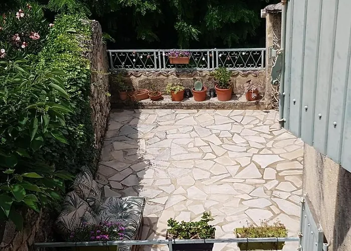 Bord Du Gardon, Near Uzes And Pont Du Gard *