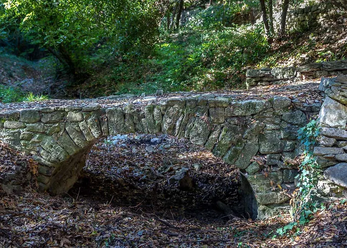 בית נופש Bord Du Gardon, Near Uzes And Pont Du Gard Collias