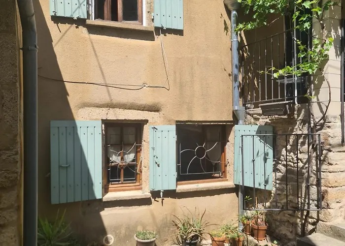 בית נופש Bord Du Gardon, Near Uzes And Pont Du Gard *