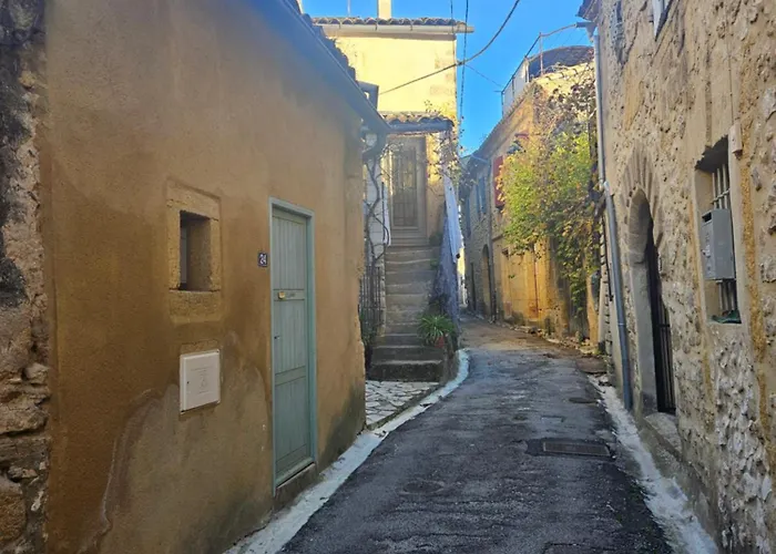 Bord Du Gardon, Near Uzes And Pont Du Gard *